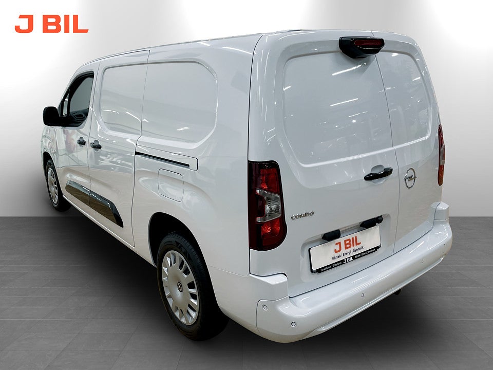 Bild på Opel Combo Elite BlueHDi 130hk Automat L1