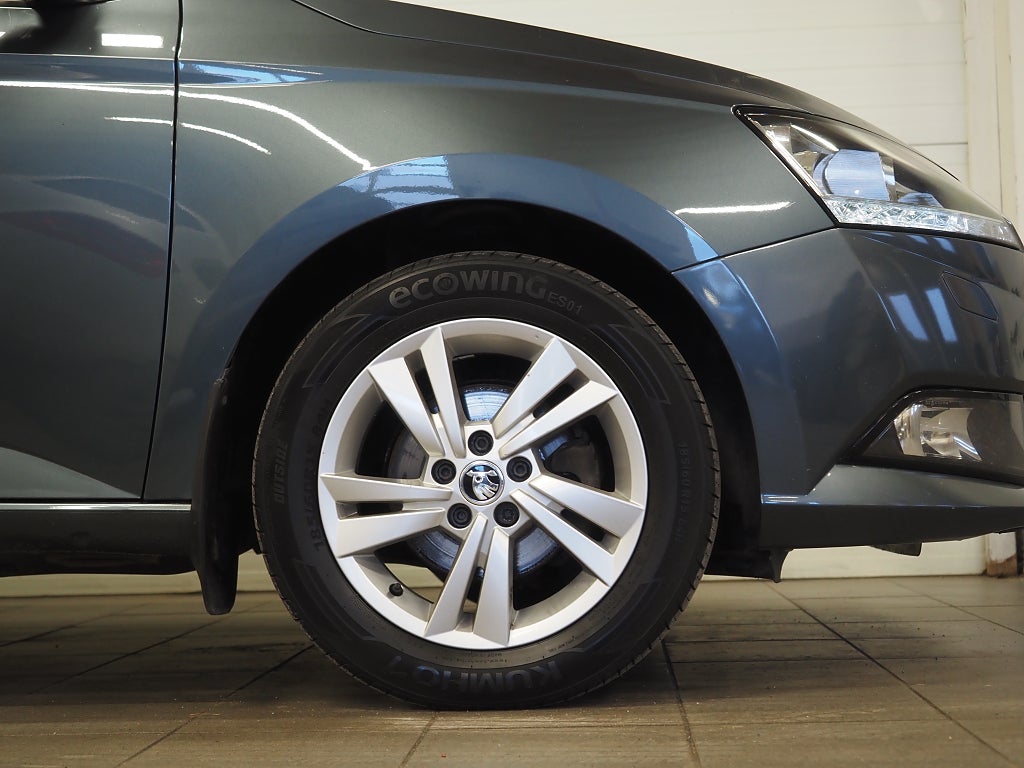 Skoda Fabia 1.0 MPI 75hk Style | Komfortpaket | 2019