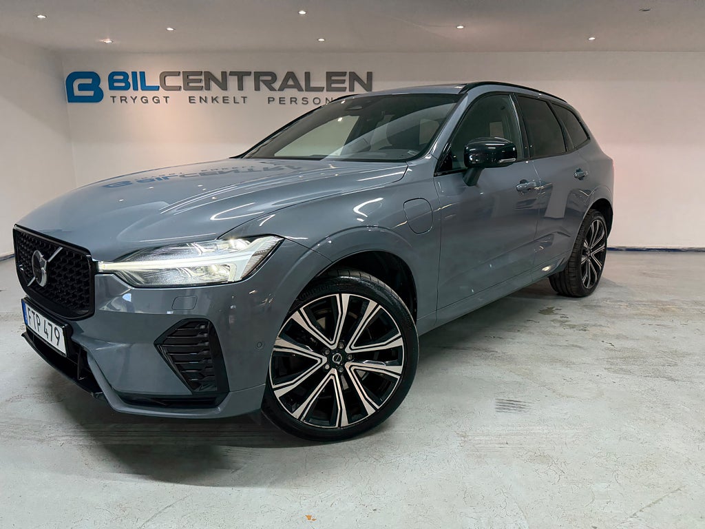 Volvo XC60 Recharge T6 AWD Geartronic R-Design Pano HK 360 cam