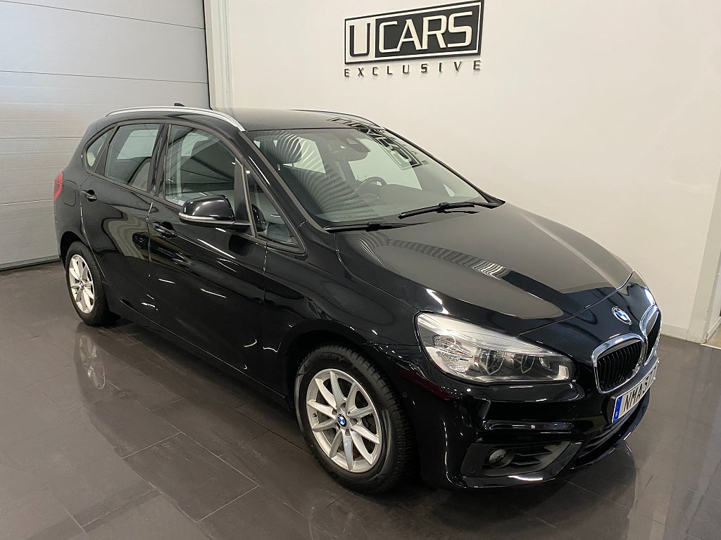 BMW 218i Active Tourer Advantage /EN BRUKARE/LED/Backkamera/Drag