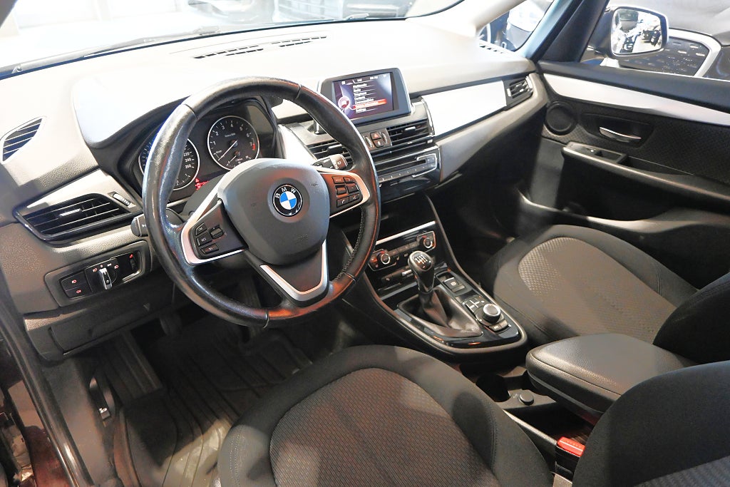 BMW 218i 2016 - miniatyr 7