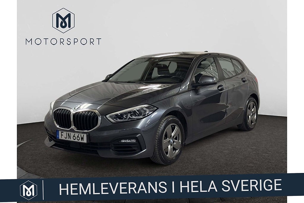 BMW 118I Keyless Navi Head Up Display Trådlös Laddare Drag