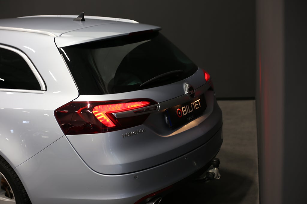 Opel Insignia Sports Tourer 2.0 CDTI *3,99%* 4x4 Värmare Drag