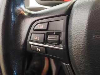 Sedan BMW 520 16 av 19