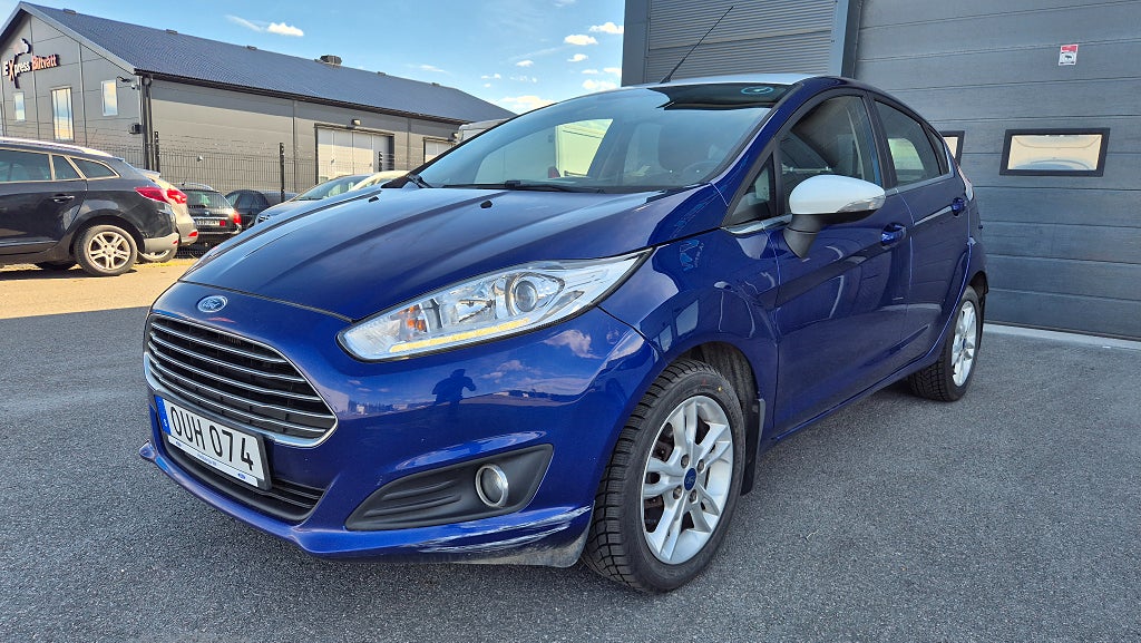 Ford Fiesta 5-dörrar 1.0 EcoBoost Titanium EU6 Ny kamrem/Nybes 