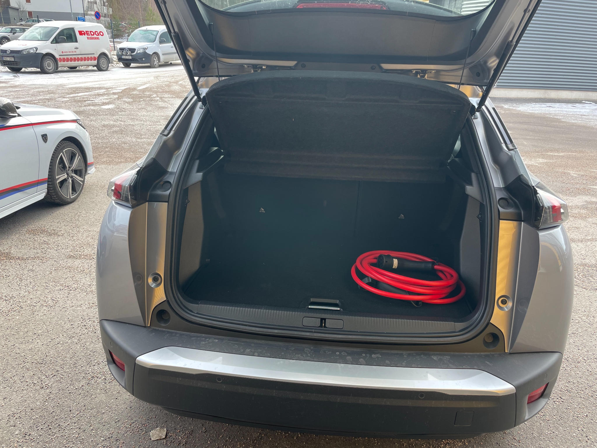 Peugeot e-2008 GT-line 2022, bild 7/37
