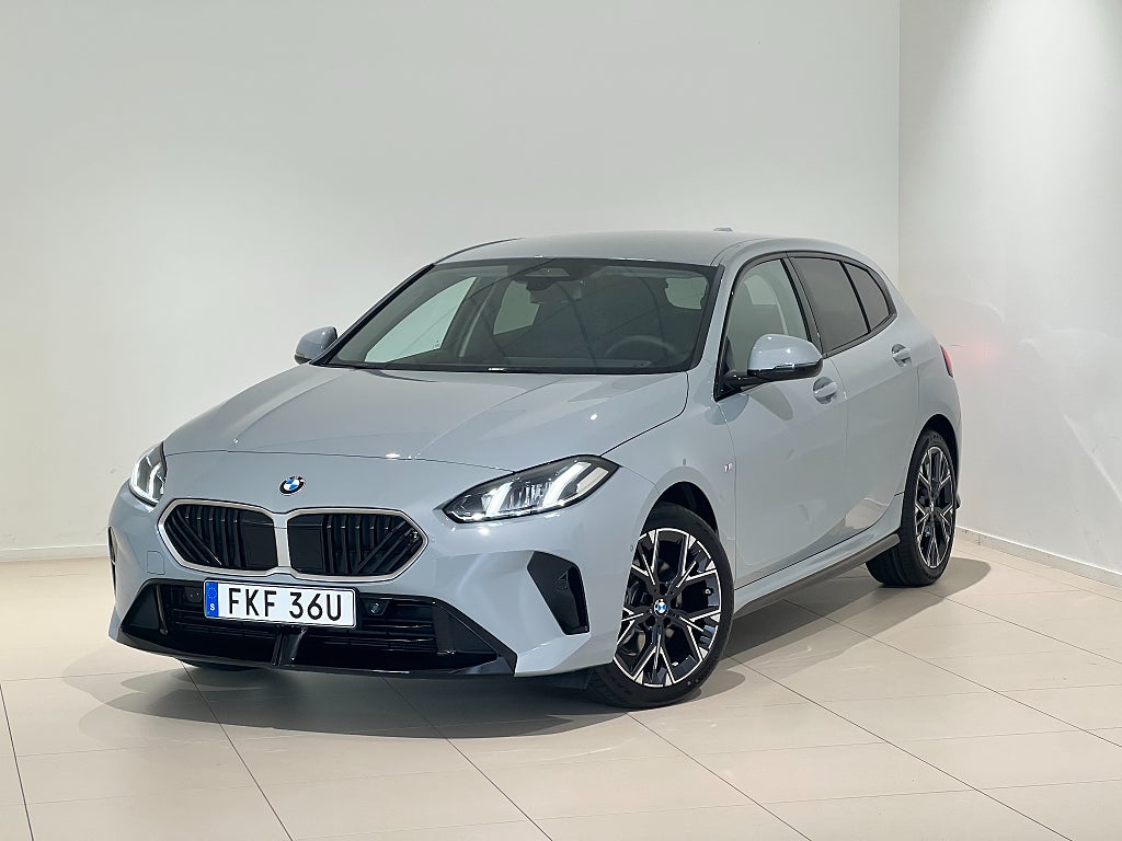 BMW 120 M-Sport Design, Rattvärme, Backkamera, Apple CarPlay