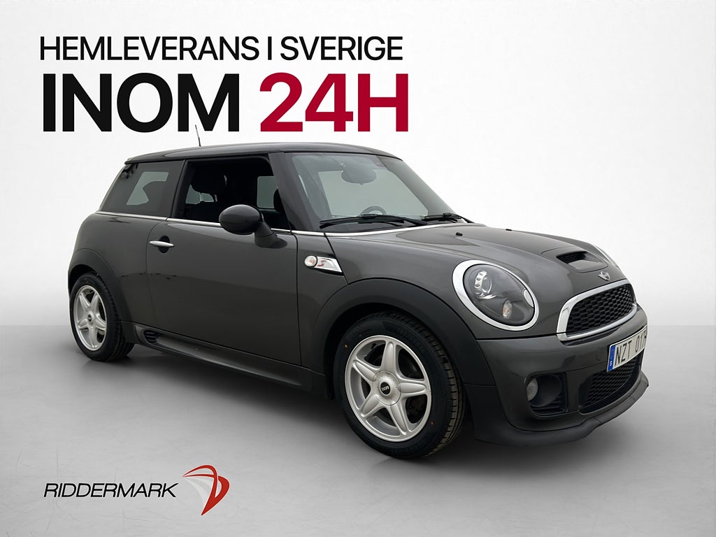 MINI Cooper S 143hk Chili Halvskinn Navi Keyless P-Sensorer