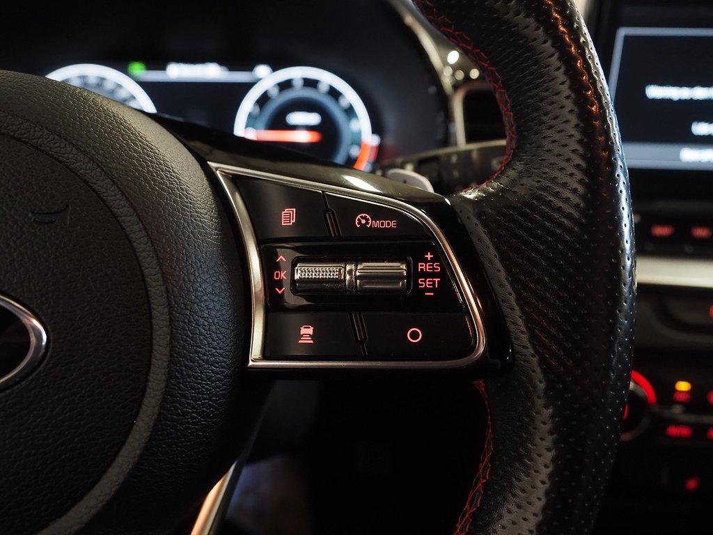 Kia ProCee'd GT 1.6 T-GDI DCT 204hk Navi JBL Kamera 2020