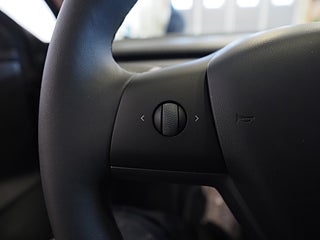 Sedan Tesla Model 3 20 av 23