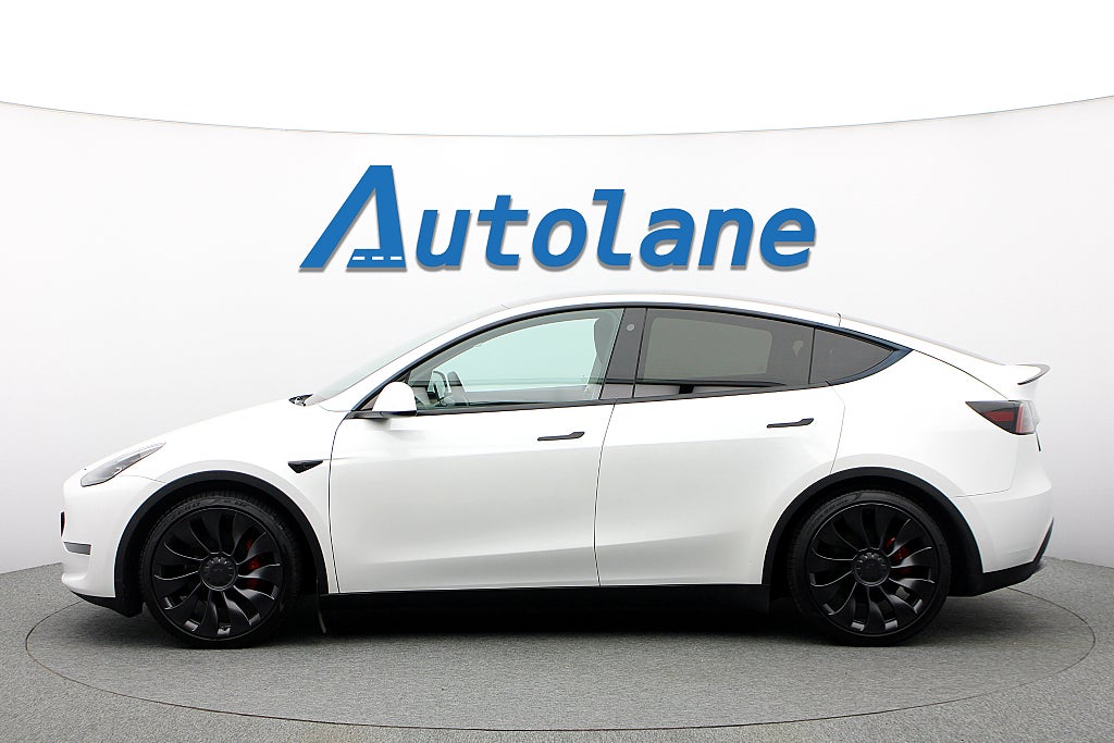 Tesla Model Y Performance 534hk Drag AWD
