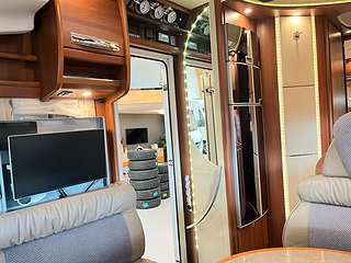 Husbil-integrerad Carthago CHIC E-LINE I 51 14 av 29