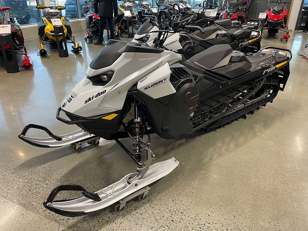 Ski-Doo Summit Adrenaline 600R E-TEC 146" El-start