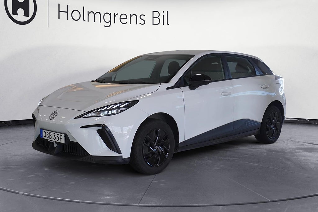 MG 4 Standard 51kWh - Dover White | Ränta 1,99%