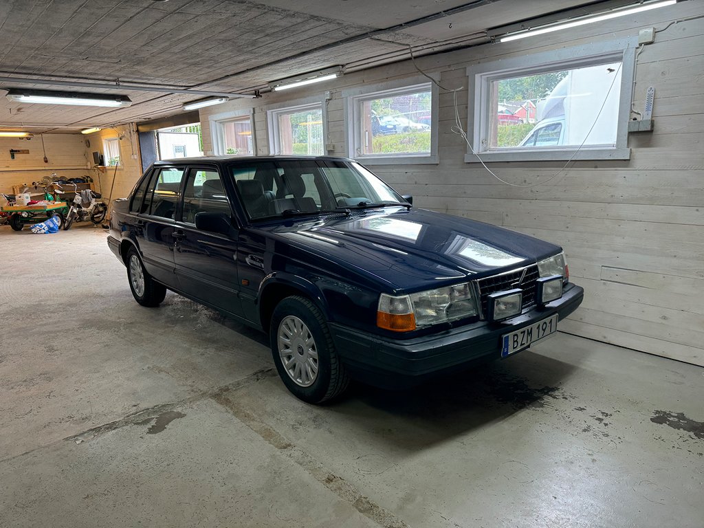 Volvo 940 2.3 135HK