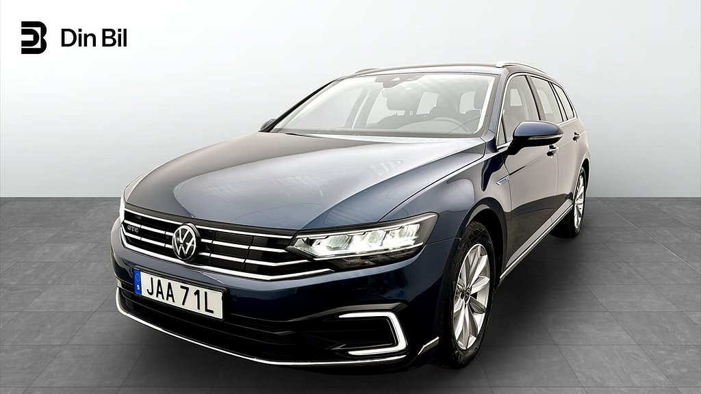 Volkswagen Passat Sportscombi GTE DSG Drag/Navigation/Backkamera