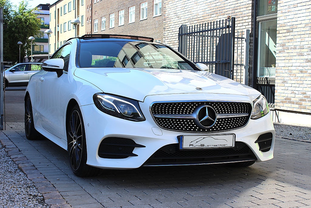 Mercedes-Benz E 200 Coupé 9G-T AMG Line Eu6 1 Ägare / Pano / Burmester 