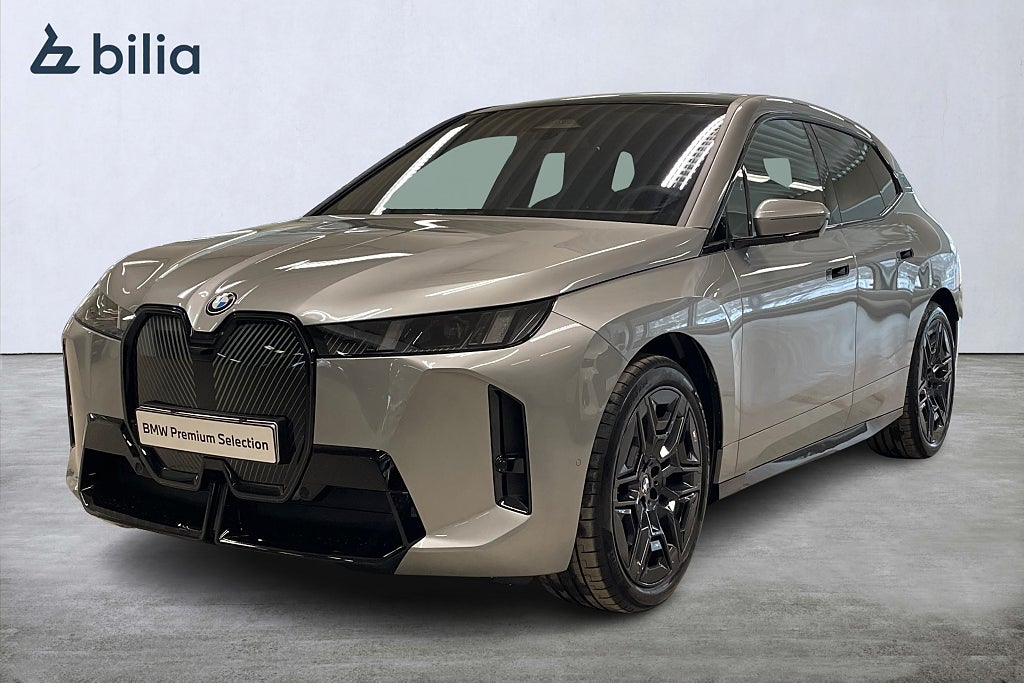 BMW iX xDrive 60 M-Sport | DEMOBIL | Drag | H&K | Head-Up