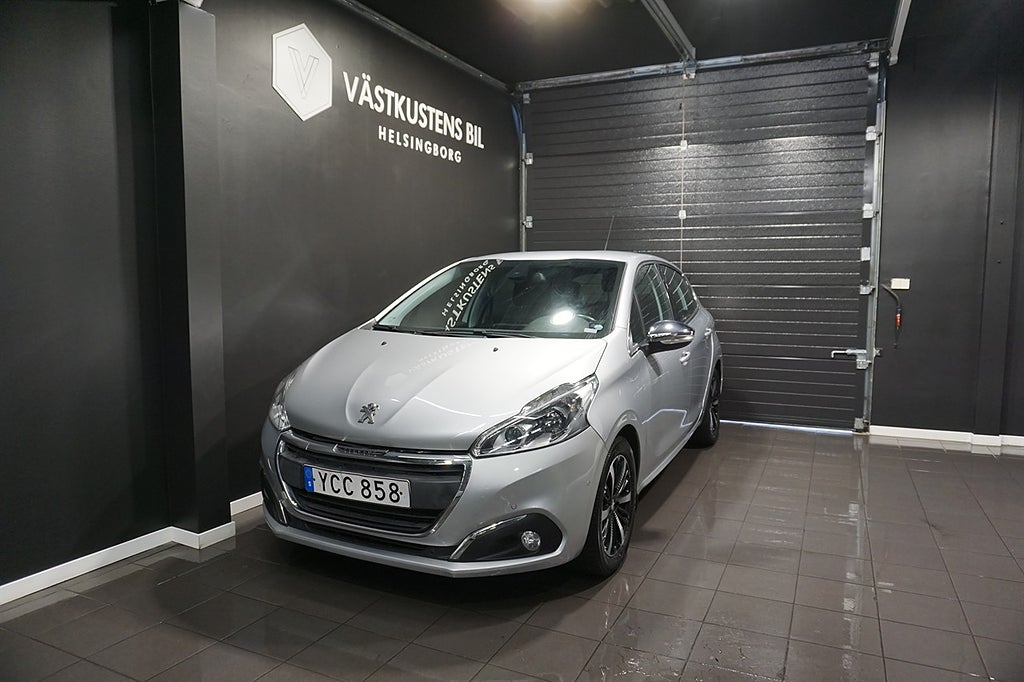 Peugeot 208 5-dörrar 1.2 PureTech EAT, Navi, B-Kam 110hk