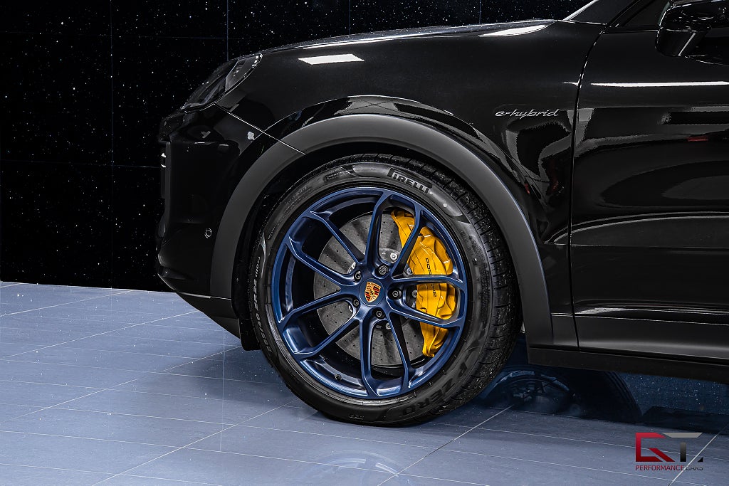 Porsche Cayenne Turbo E-Hyb Coupé GT-package 2027 MOMS Bur3D PDCC ACC Hu