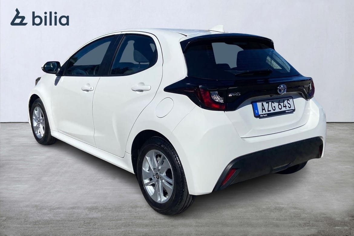 Toyota Yaris Hybrid 2023, bild 2/56