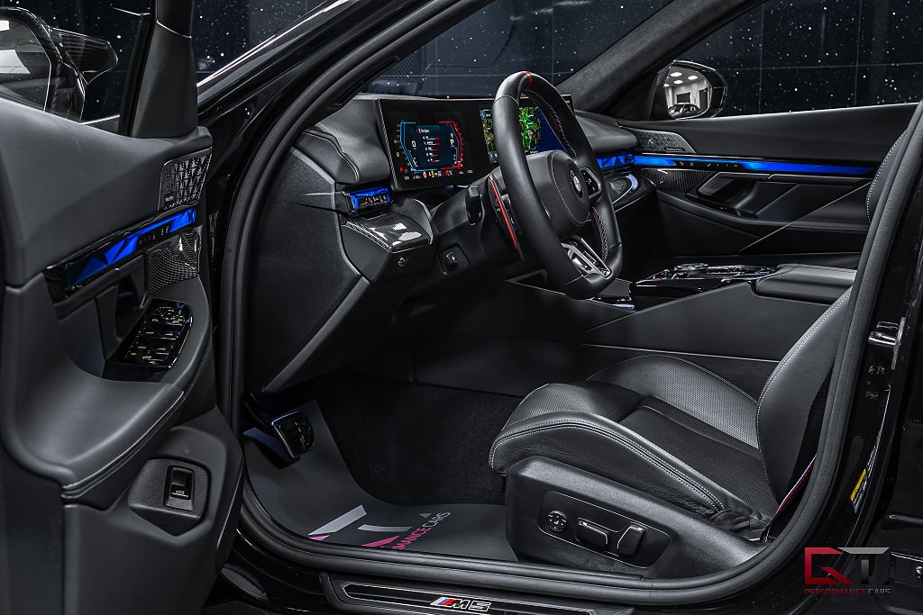 BMW M5 Touring MOMS ULTIMATE Keramiska Pano Kolfiber Drag DAP