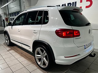 Volkswagen Tiguan 2.0 AWD R Line Kamera Pano Dvärm S/V-hjul
