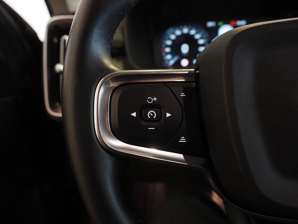 Volvo XC40 Recharge T5 262hk Inscription | Kamera | VOC | 2021