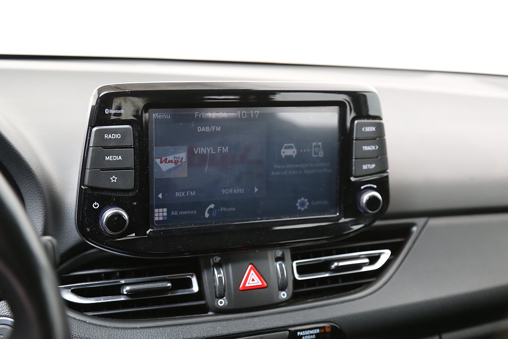 Hyundai i30 1,0 T-GDi 120hk MHEV Essential Kombi Aut Kamera Carplay 2023