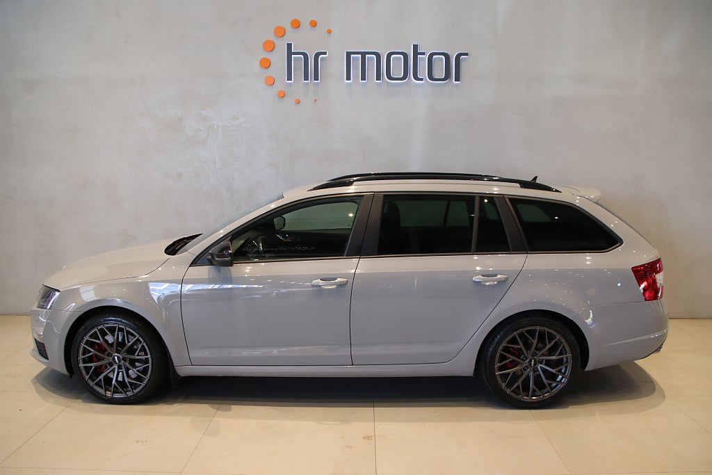 Skoda Octavia Kombi RS 2.0 TSI RS/SoV/2 års garanti