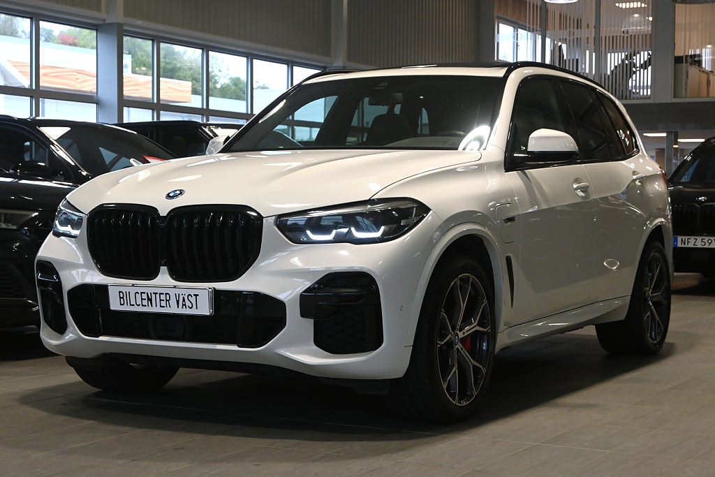BMW X5 xDrive 45e M Sport *HJULKAMPANJ* Pano M-Sportstol Drag 