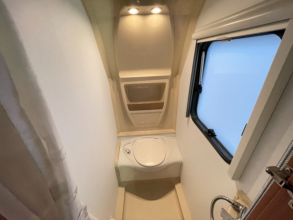 Adria Adora 513 TK /Barnkammare/Mover/6 bäddar/995kr/månad - Adria