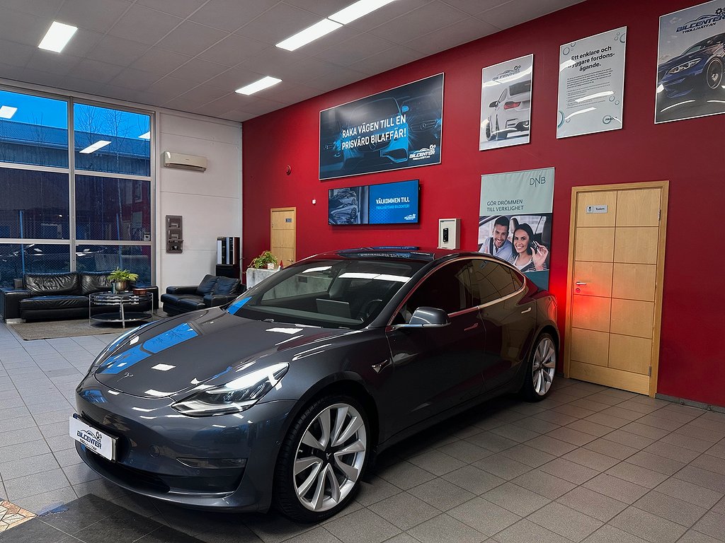 Tesla Model 3 Long Range AWD Panorama 440hk 1787kr/MÅN*