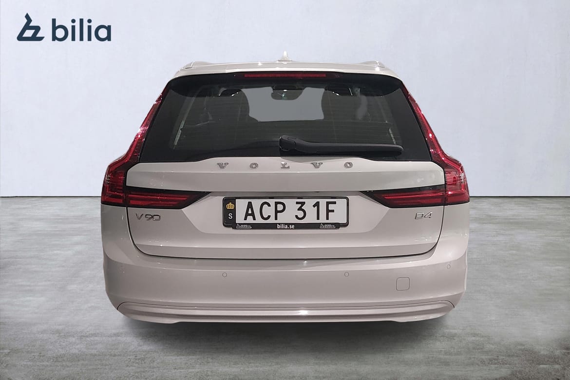 Volvo V90 D4 Momentum Advanced Edition 2021, kuva 4/52