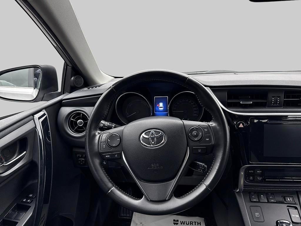 Toyota Auris 2016 - miniatyr 10