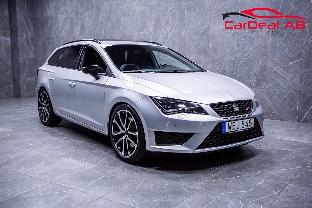 Seat Leon Cupra ST 2.0 TSI 290hk Pano Kamera Navi CarPlay