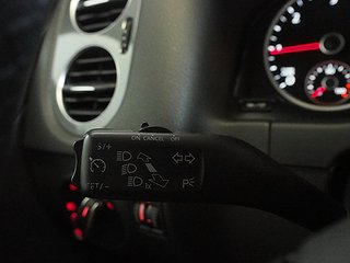 SUV Volkswagen Tiguan 23 av 27