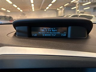 Volvo XC60 D5 AWD Summum Dragkrok/Skinn/D-Värm/SoV/P-sens