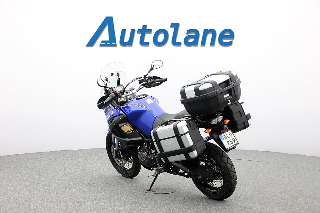 Yamaha XTZ1200 Super Tenere *Nyservad Nya Däck Väskor