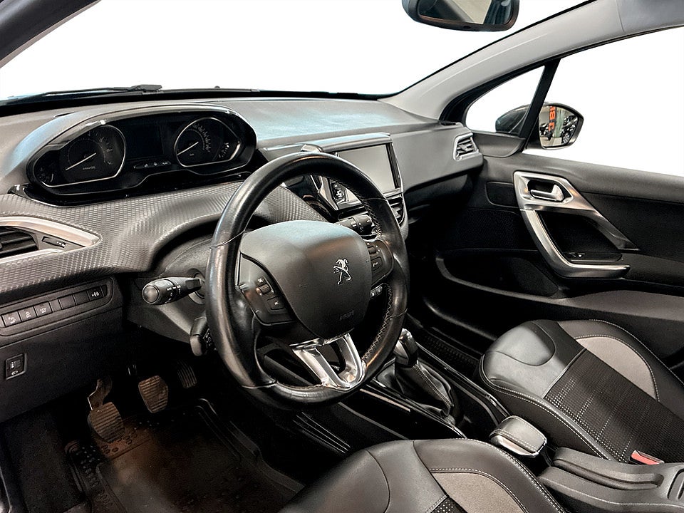 Bild på Peugeot 2008 Allure 1.2 PT 110hk BACKSENSORER
