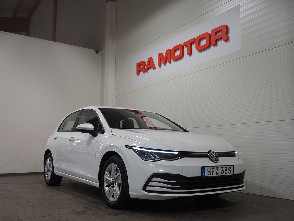 Volkswagen Golf 1.5 eTSI 150hk Automat | Drag | Kamera | Nav 2021