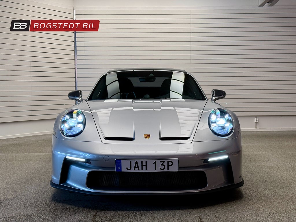 Porsche 911 GT3 Touring 992 PDK 510hk | Skalstolar | Kolfibertak