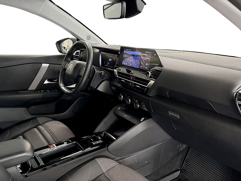 Bild på Citroen C4 X Shine 1.2 PT 130hk Aut B-KAMERA RATTVÄRME