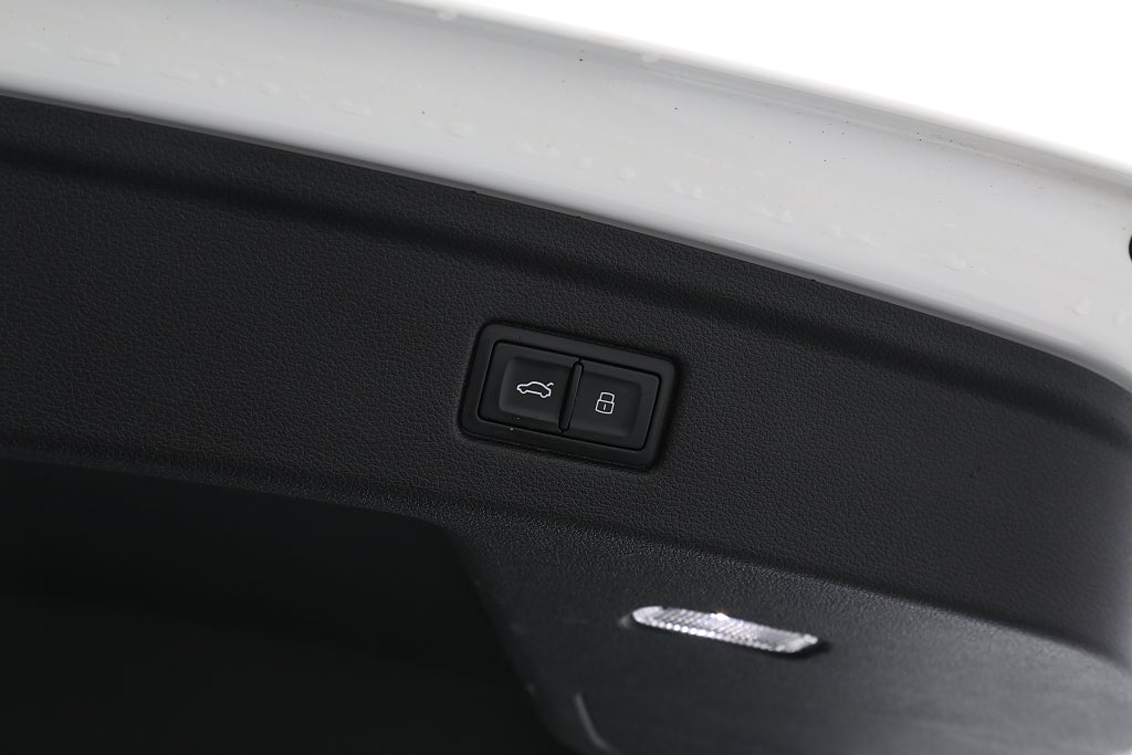 Audi A5 2,0 TFSI MHEV 190hk Sportback Sport Aut Värmare Drag 2018