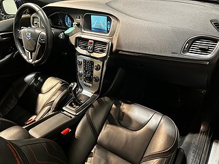Volvo V40 Cross Country D4 Ocean Race Kamera Dvärm GPS SoV