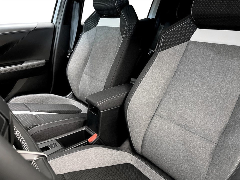 Bild på Opel Frontera GS Hybrid 136hk Aut - OMGÅENDE LEVERANS!