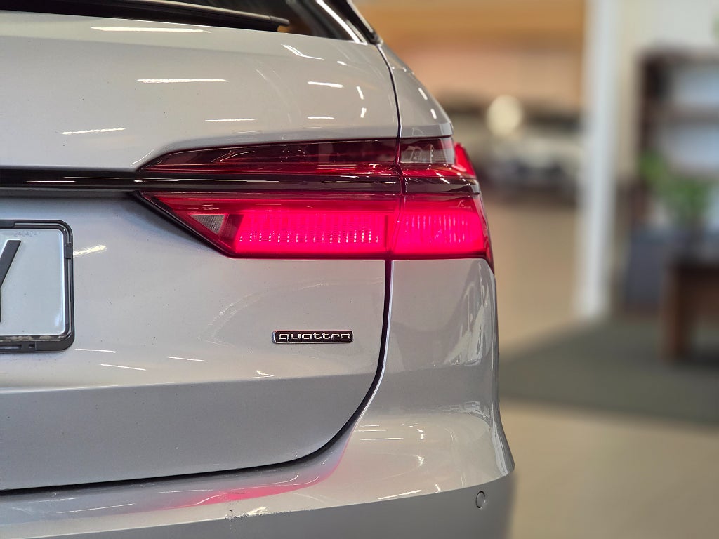 Audi A6 Avant 40 TDI quattro 204 hk / Navi / Värmare / Drag /