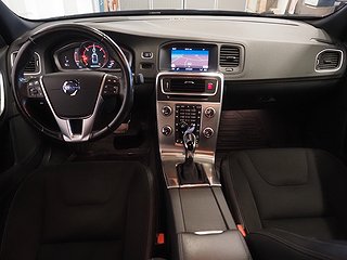 Sedan Volvo S60 Cross Country 16 av 22