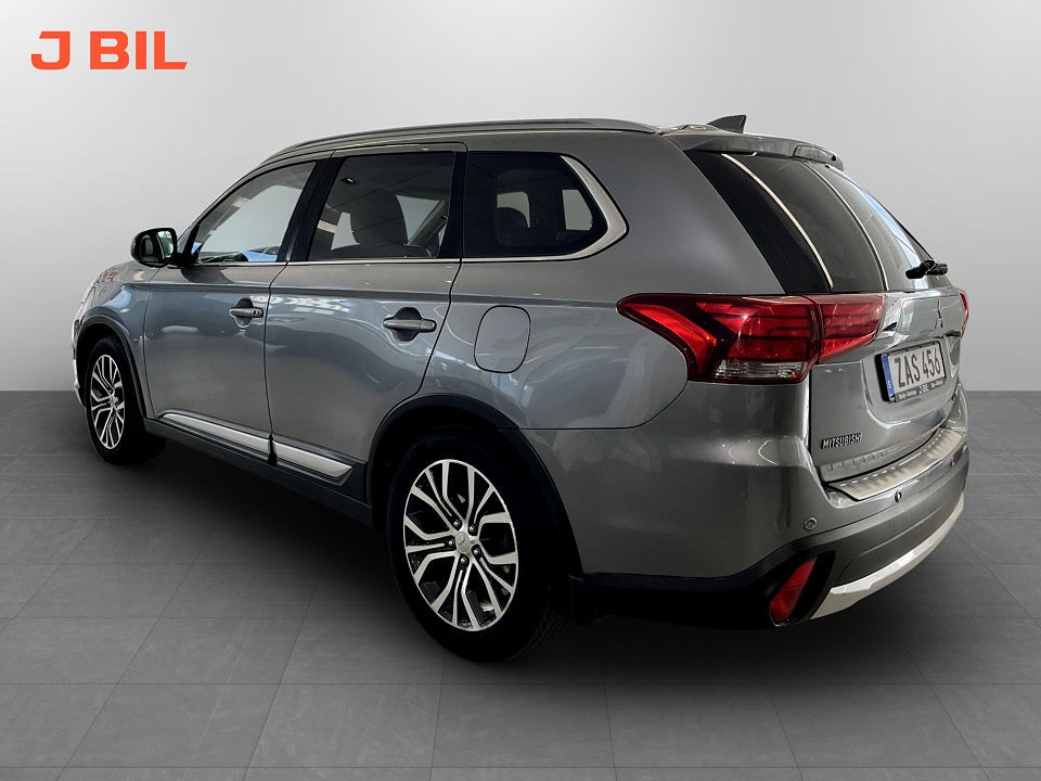 Bild på Mitsubishi Outlander Business 2.2 Di-D 150hk Aut 4WD B-KAMERA ELSTOL