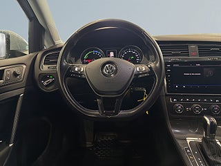 Volkswagen E-Golf S&V-hjul/Navi/Carplay/AdaptivFart – bild 9